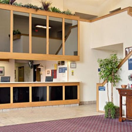 Travelodge Indianapolis Castleton 内观 照片