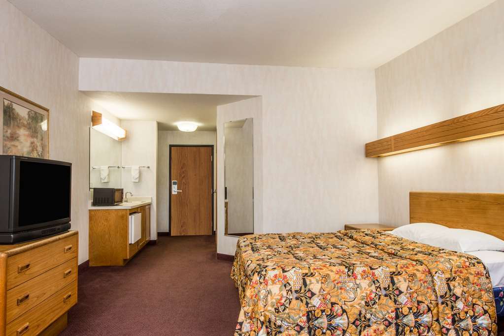 Travelodge Indianapolis Castleton 客房 照片