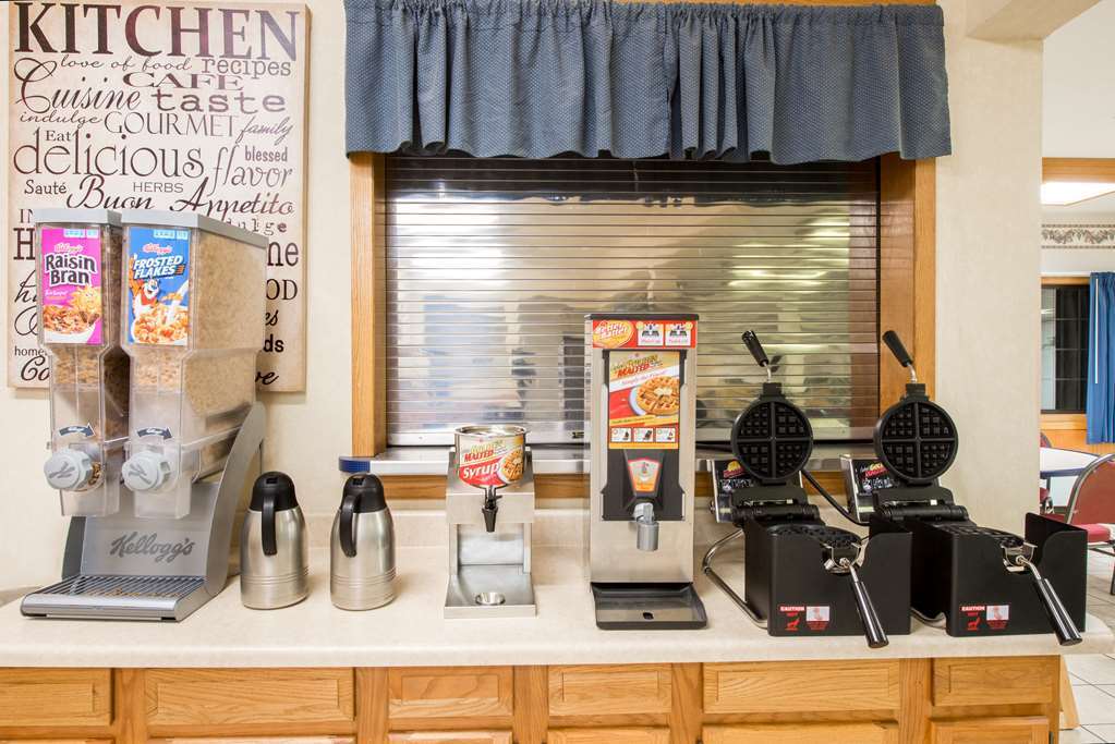 Travelodge Indianapolis Castleton 餐厅 照片